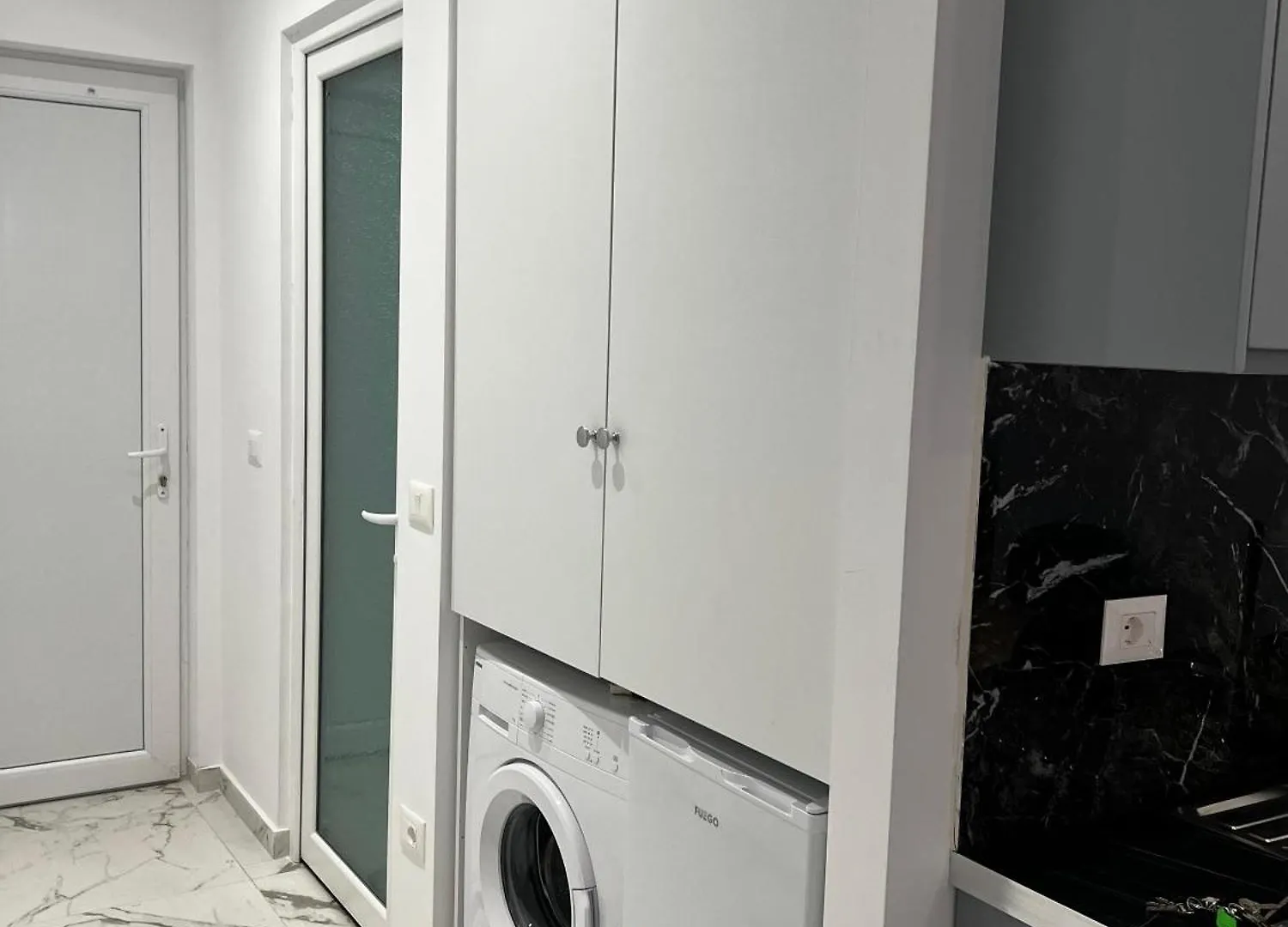 All Season Apartaments Durres Apartment